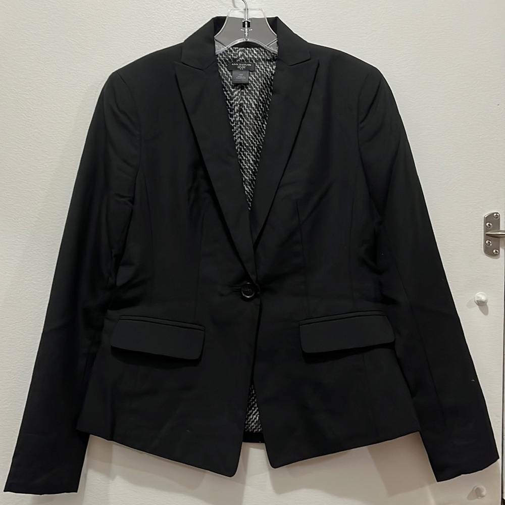 Ann Taylor suit blazer